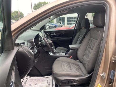 Used 2019 Chevrolet Equinox LT AWD/4WD image 12
