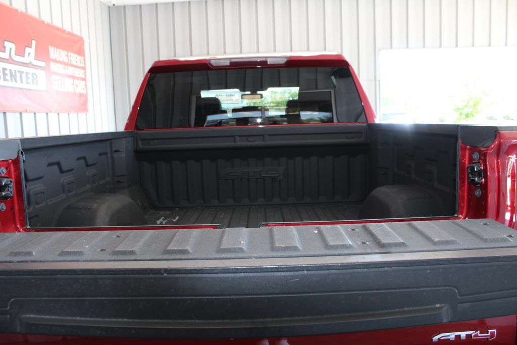 Used 2021 GMC Sierra 1500 AT4 w/ Off-Road Performance Package AWD/4WD image 18