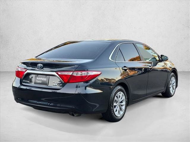 Used 2016 Toyota Camry LE FWD image 5