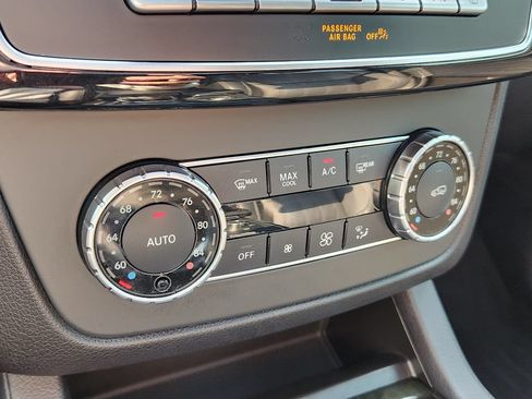 Used 2019 Mercedes-Benz GLS 450 4MATIC image 25