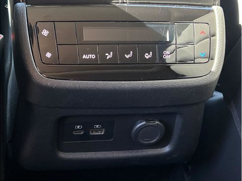 Used 2023 INFINITI QX60 Luxe image 10