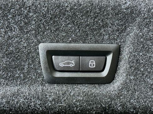 Used 2025 BMW 330i 330i image 29