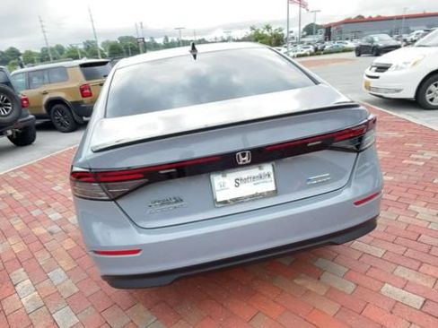Used 2024 Honda Accord Sport image 8