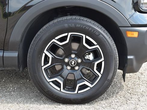 Certified 2025 Ford Bronco Sport Outer Banks w/ Outer Banks Tech Package+ AWD/4WD image 6