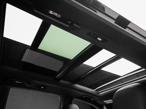 Used 2024 Mercedes-Benz GLS 63 AMG 4MATIC image 81