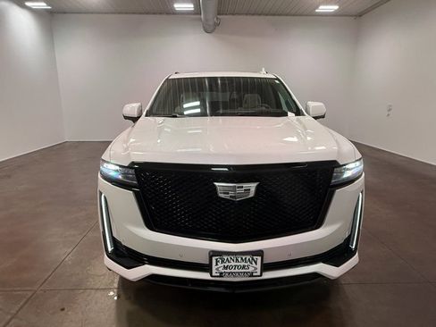 Used 2021 Cadillac Escalade ESV Sport Platinum image 41