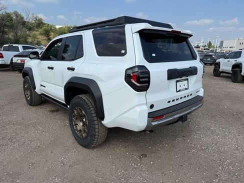 Used 2025 Toyota 4Runner Trailhunter AWD/4WD image 3