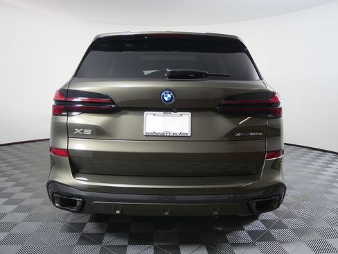New 2026 BMW X5 xDrive50e w/ M Sport Package AWD/4WD image 4