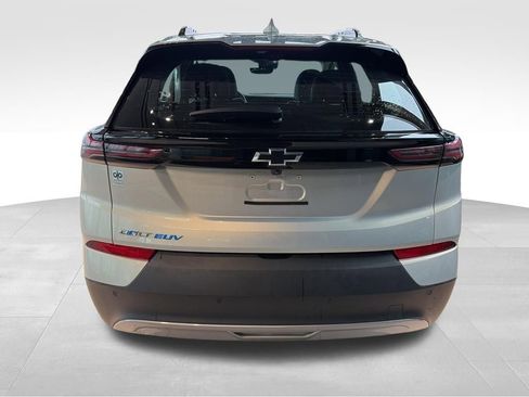 Used 2022 Chevrolet Bolt EUV Premier image 25