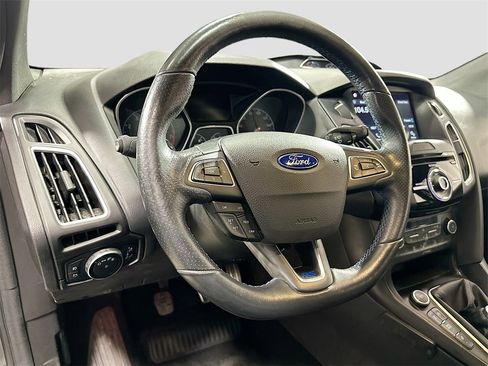 Used 2016 Ford Focus RS image 10