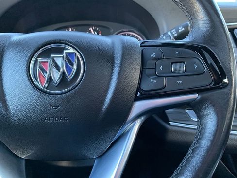 Used 2023 Buick Enclave Essence image 20