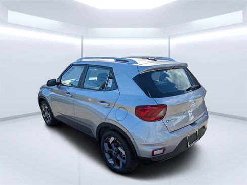 New 2026 Hyundai Venue SEL image 5