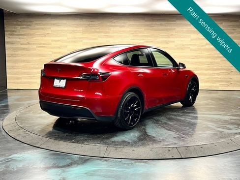 Used 2022 Tesla Model Y Long Range AWD/4WD image 15
