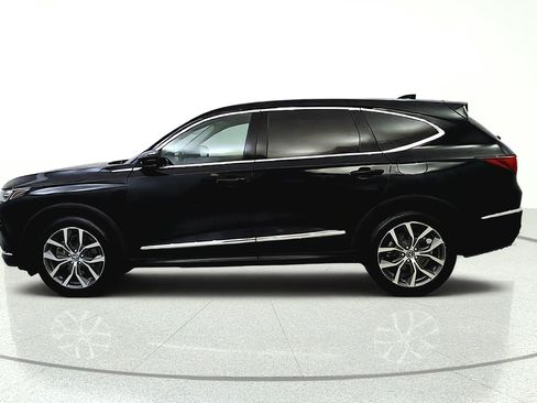 Used 2024 Acura MDX SH-AWD w/ Technology Package image 4