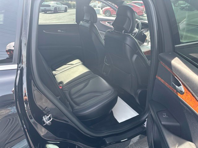 Used 2018 Lincoln MKX Select w/ Select Plus Package AWD/4WD image 19