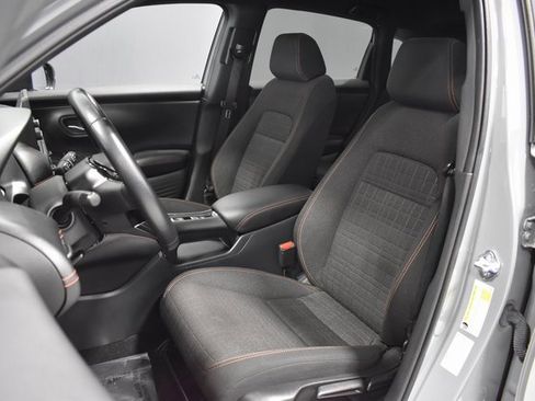 Used 2025 Honda HR-V Sport image 5