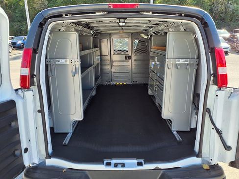 New 2025 GMC Savana 2500 Work Van w/ Driver Convenience Package image 20