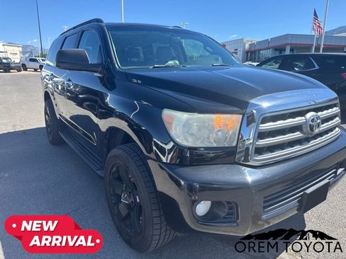 Used 2010 Toyota Sequoia Platinum AWD/4WD image 1