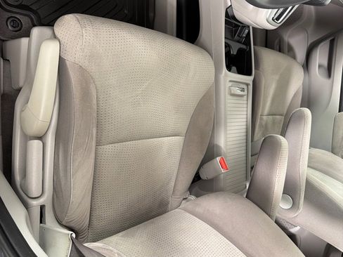 Used 2012 Honda CR-V EX image 12