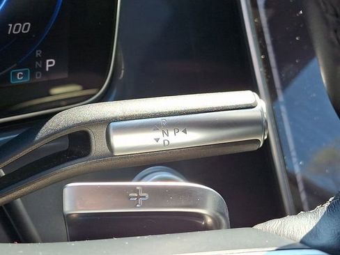 Used 2023 Mercedes-Benz EQS 450+ SUV image 18