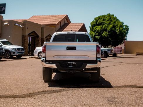 Used 2023 Toyota Tacoma TRD Off-Road AWD/4WD image 6