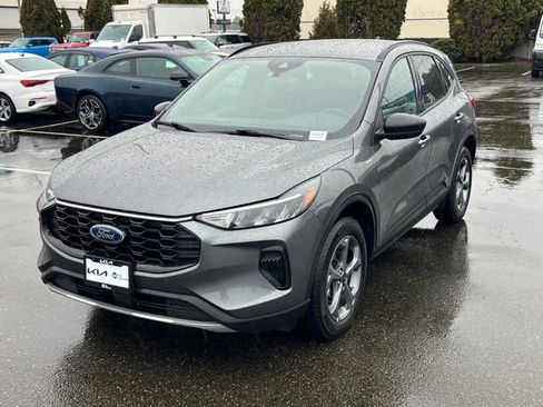 Used 2025 Ford Escape ST-Line image 6