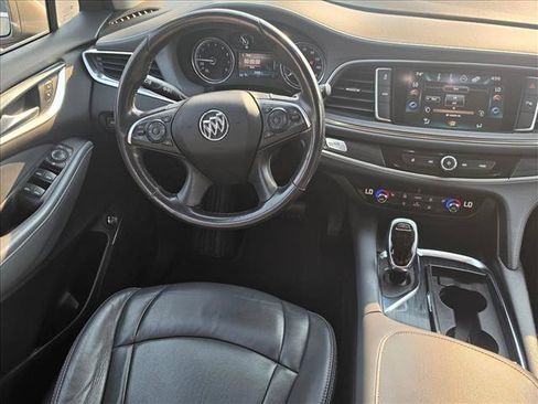 Used 2019 Buick Enclave Essence AWD/4WD image 20