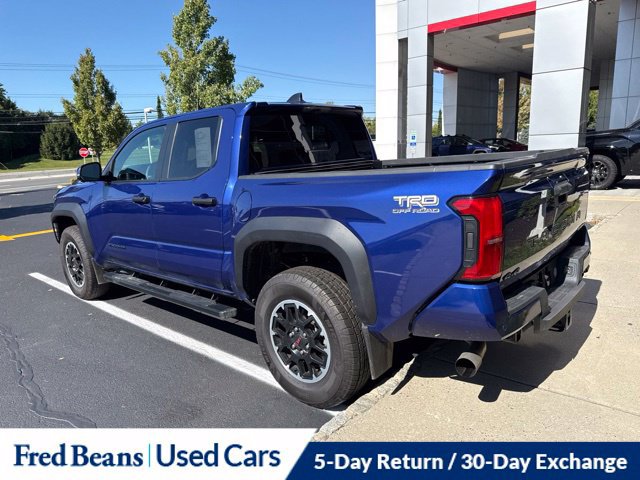 Used 2024 Toyota Tacoma TRD Off-Road w/ TRD Off Road Premium Package AWD/4WD image 15