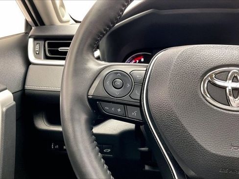 Used 2023 Toyota RAV4 XLE Premium image 21