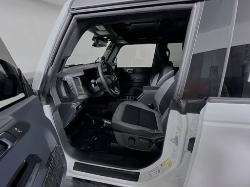 Used 2025 Ford Bronco Big Bend AWD/4WD image 15