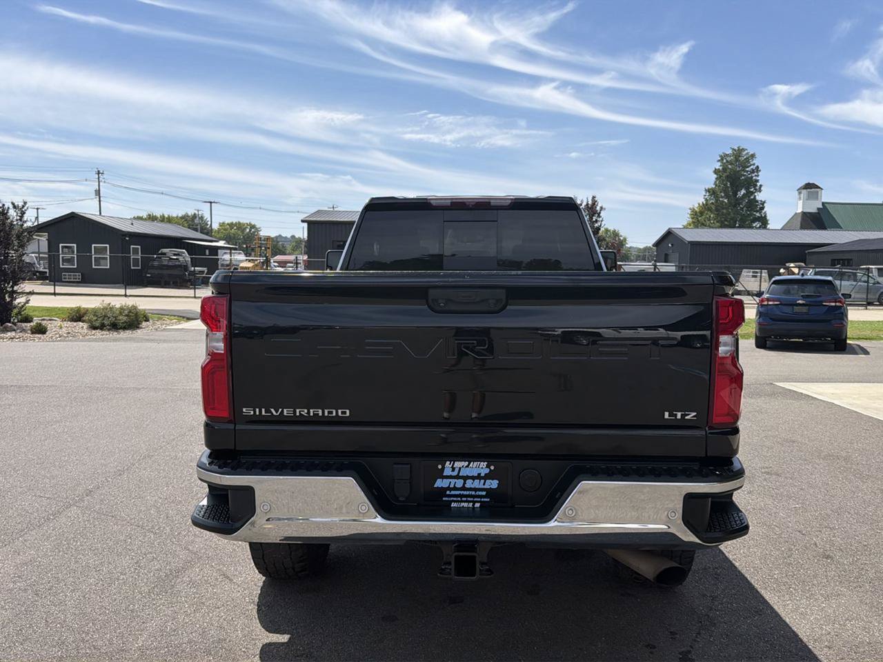 Used 2021 Chevrolet Silverado 2500 LTZ AWD/4WD image 5