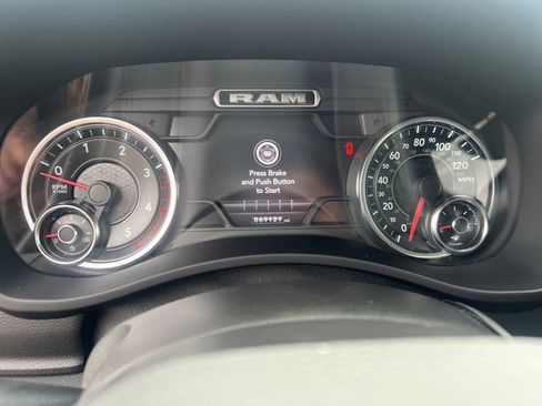 Used 2021 RAM 3500 Laramie image 18