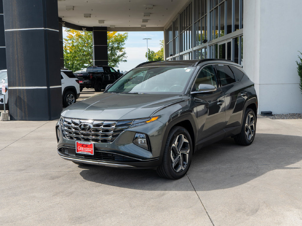Used 2024 Hyundai Tucson Limited AWD/4WD image 3