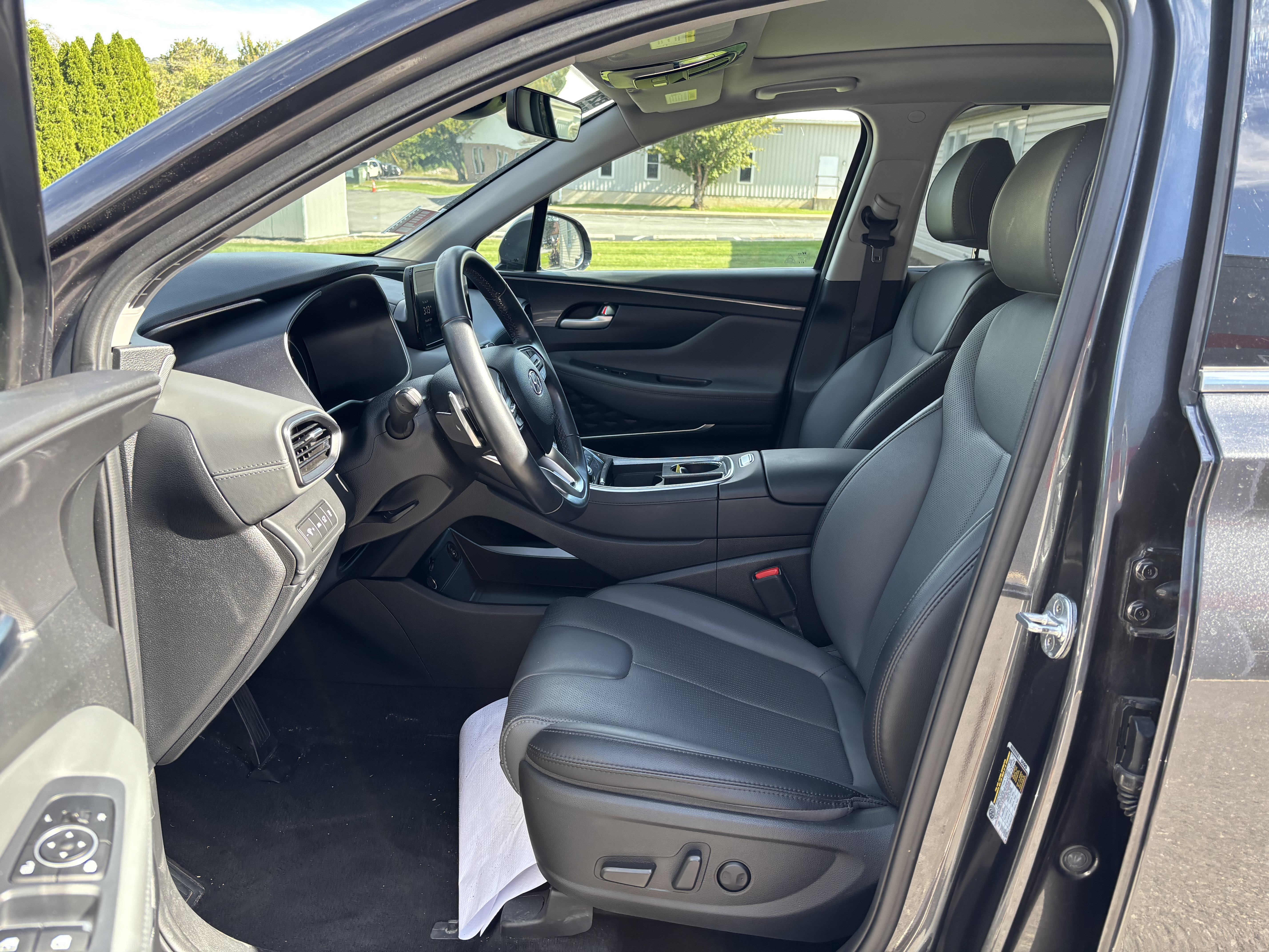 Used 2023 Hyundai Santa Fe SEL w/ Premium Package AWD/4WD image 13