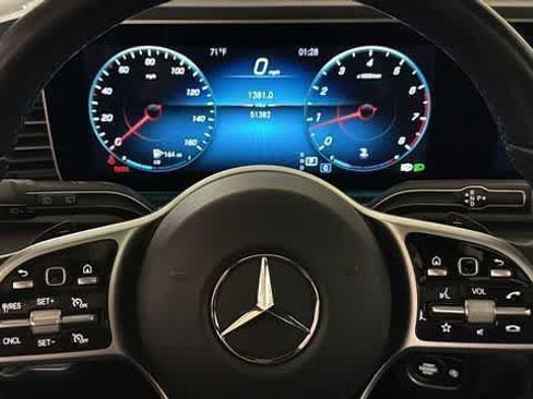 Used 2021 Mercedes-Benz GLE 350 4MATIC image 11