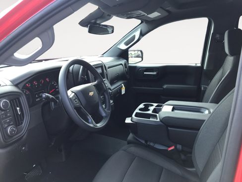 New 2026 Chevrolet Silverado 1500 Custom image 9