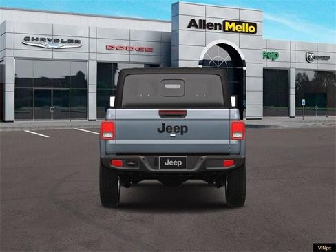 New 2025 Jeep Gladiator Sport image 6