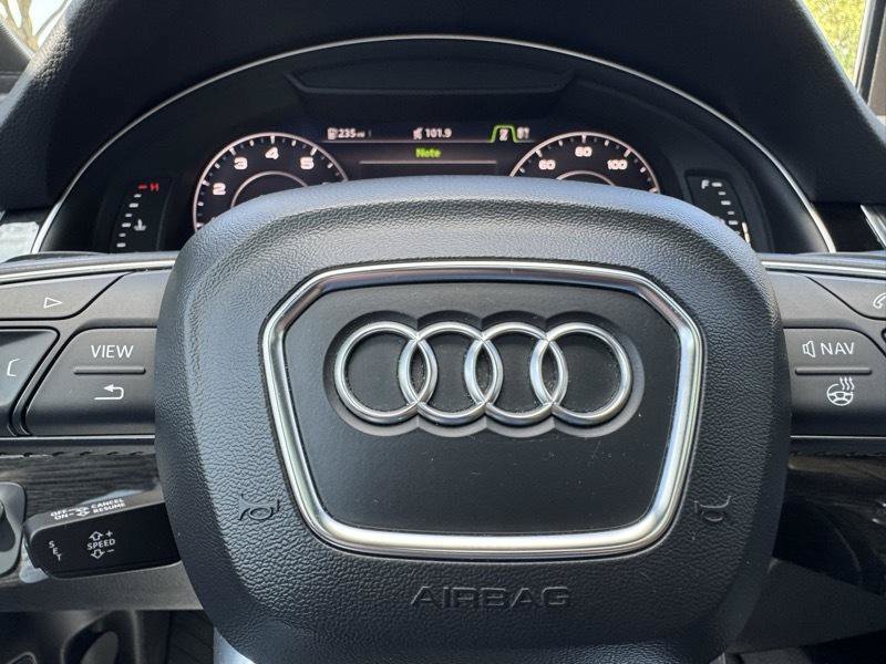 Used 2018 Audi Q7 3.0T Prestige AWD/4WD image 30