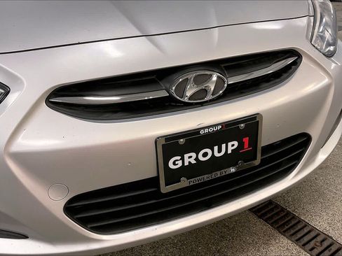 Used 2015 Hyundai Accent GS FWD image 28