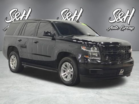 Used 2019 Chevrolet Tahoe LS AWD/4WD image 2