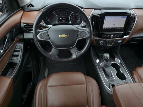 Used 2021 Chevrolet Traverse High Country w/ LPO, Floor Liner Package AWD/4WD image 37