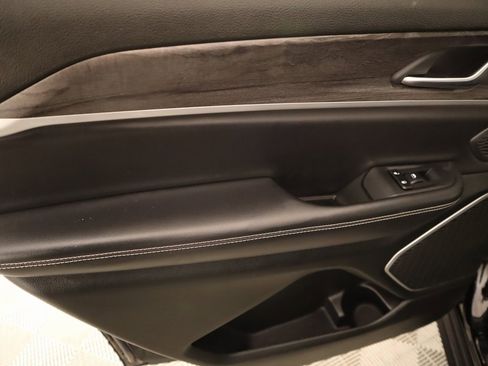 Used 2021 Jeep Grand Cherokee L Limited image 18