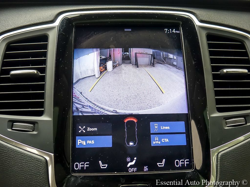 Used 2022 Volvo XC90 T5 Momentum AWD/4WD image 19