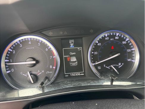 Used 2015 Toyota Highlander XLE FWD image 24