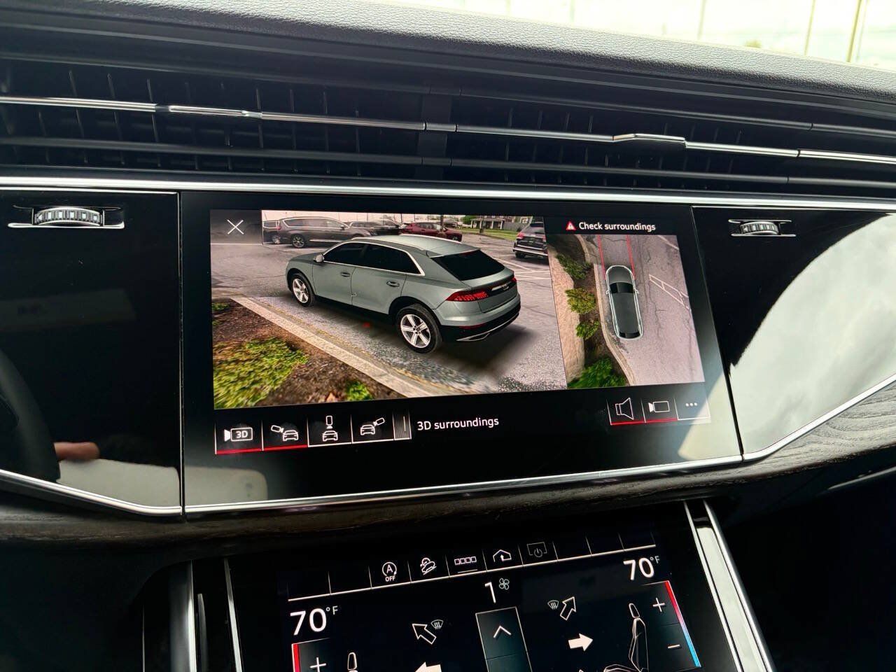 Used 2021 Audi Q8 Premium w/ Black Optic Package AWD/4WD image 28
