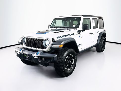 Used 2024 Jeep Wrangler Unlimited Rubicon 4xe AWD/4WD image 3