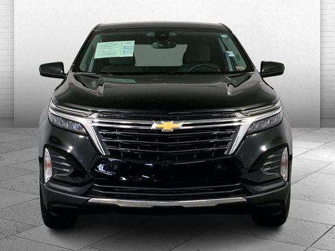 Used 2024 Chevrolet Equinox LT AWD/4WD image 2