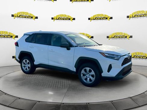 Used 2023 Toyota RAV4 LE FWD image 7