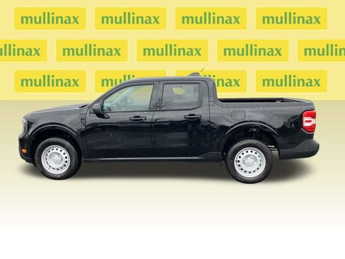 New 2025 Ford Maverick XL image 8