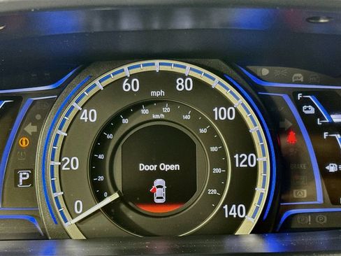 Used 2015 Honda Accord Touring image 15